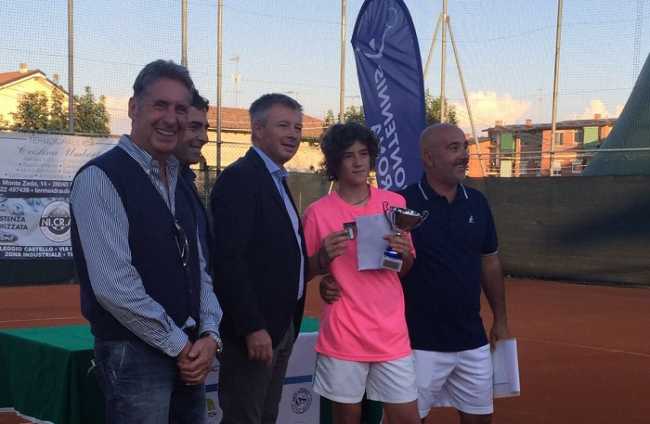 tennis arona