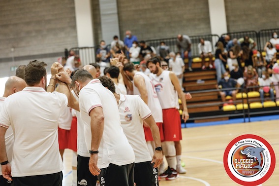 oleggio m basket