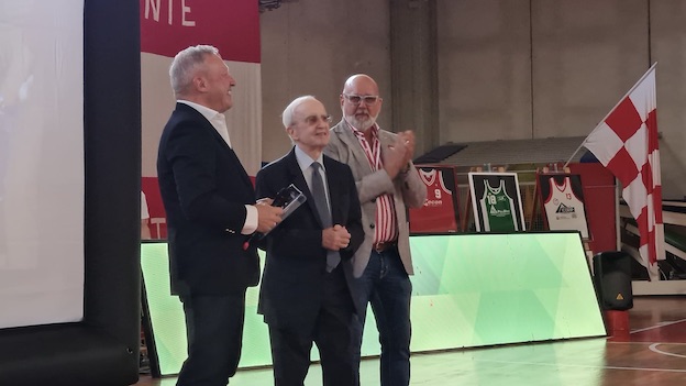 50 oleggio basket peterson