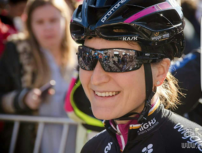 Giro delle Fiandre: Elisa Longo Borghini appena giù dal podio dopo la volata finale