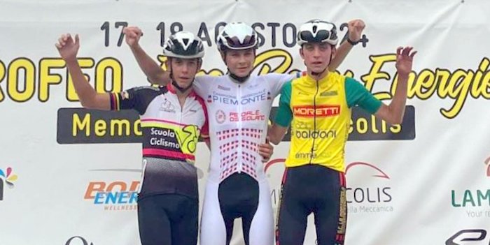 Lorenzo Soldarini del Pedale Ossolano primo anche a Villafranca di Verona