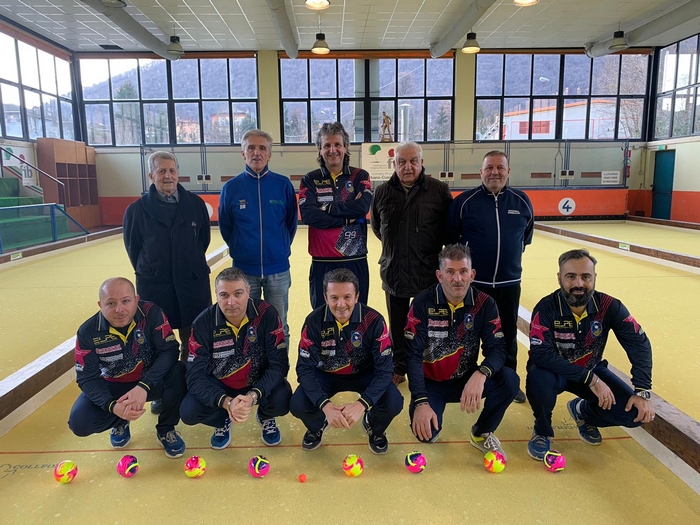 Bocce, Possaccio batte i campioni d’Italia e va in fuga