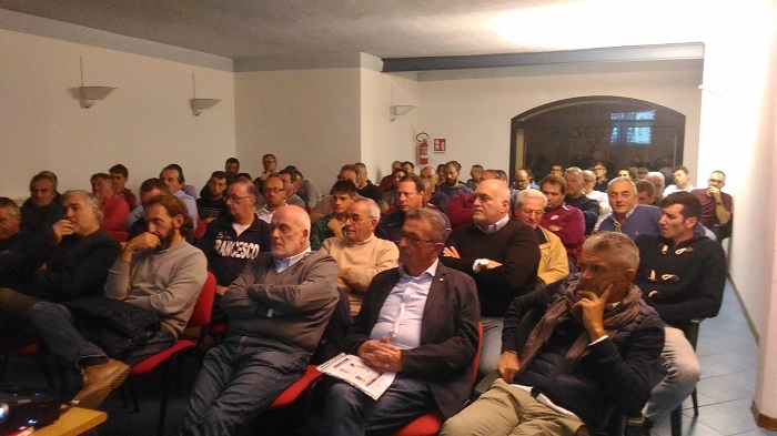 Serata di aggiornamento sul regolamento del calcio a Verbania