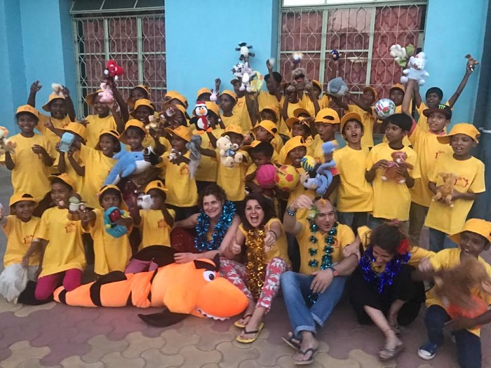 I peluche del "Teddy Bears Toss" raccolti dalla Mamy Oleggio arrivati in India 